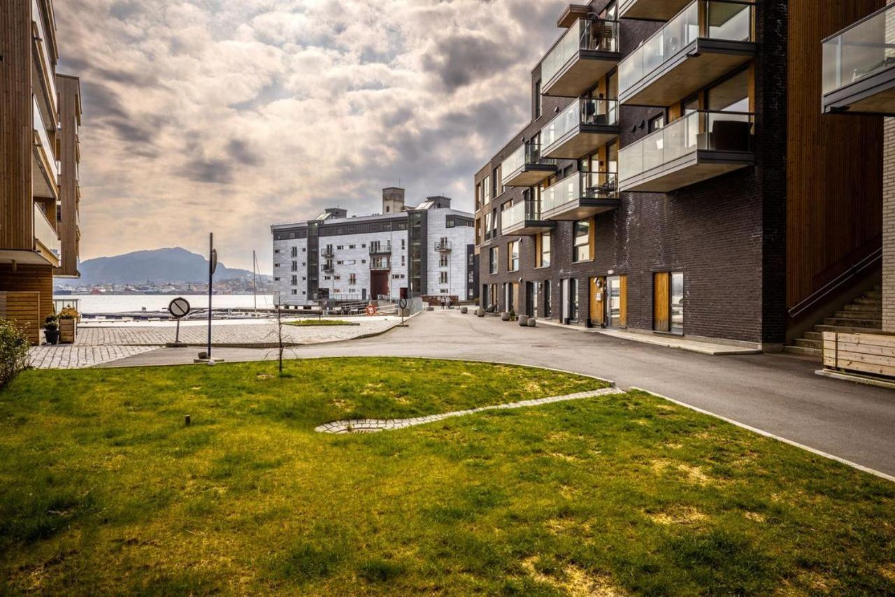 New Penthouse Apartment With Sea View In Bergen Centrum エクステリア 写真